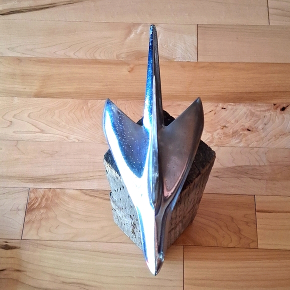 1951 Ford Victoria Flying Plane Hood Ornament - Picture 5 of 5